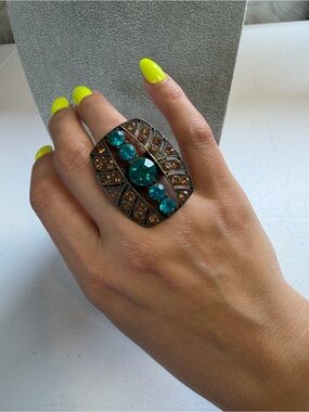 Vintage Art Deco Stretch Ring Blue Teal Rhinestone Statement Cocktail Ring Boho